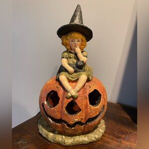 Cute Witch/Pumpkin Light